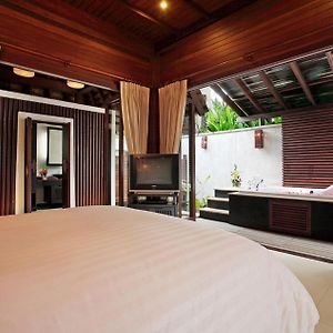 Deluxe Villa Suite